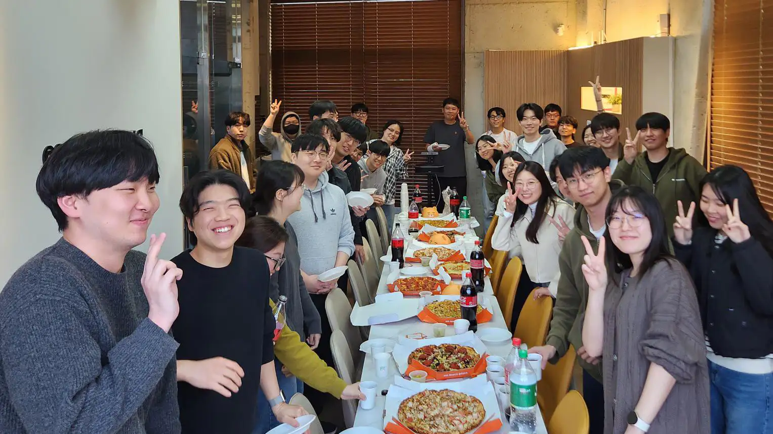 파네시아 선행캠퍼스 피자 파티